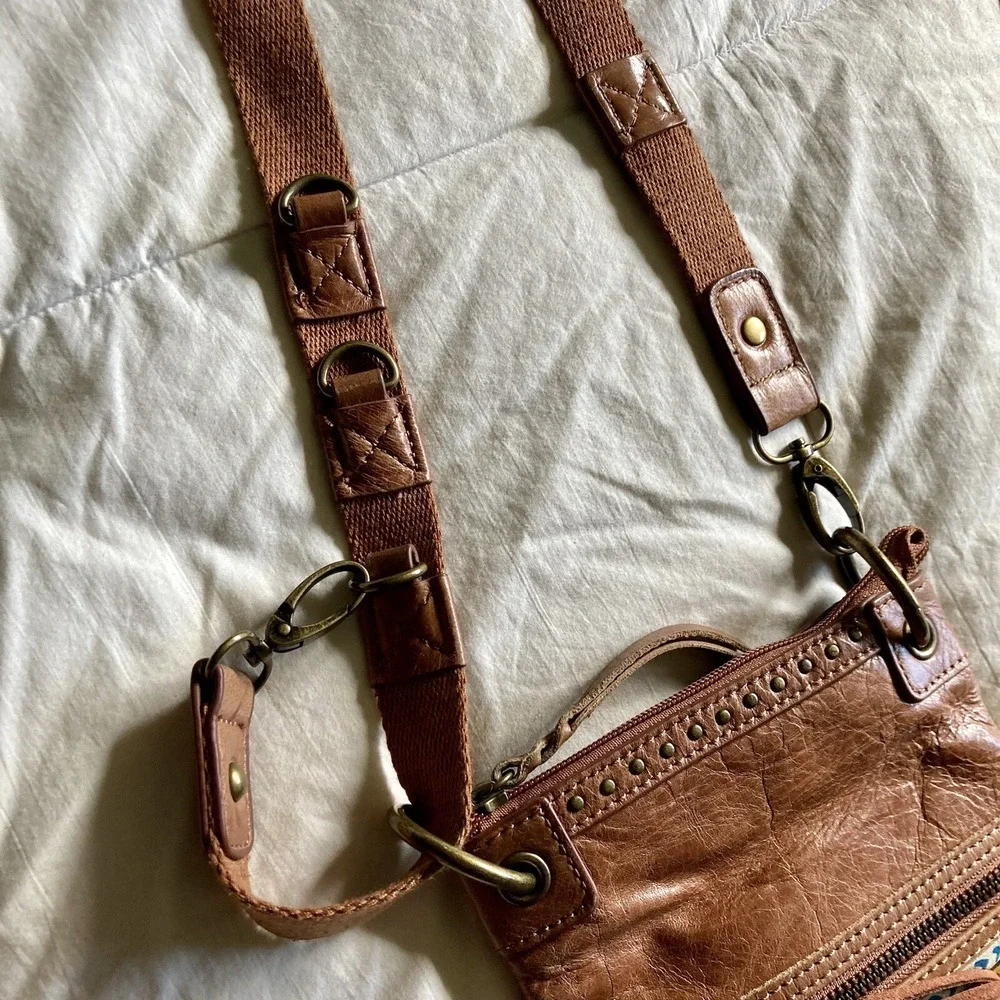 THE SAK Pax Leather Small Crossbody Purse Tribal Brown Convertible Strap Boho